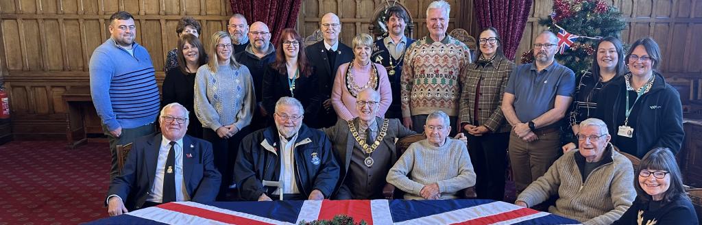 Veterans gather at town hall for festive thank you