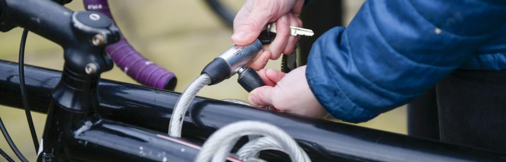 A bike chain on a bike.